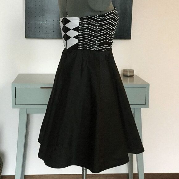 NEW Alice+ Olivia Women’s 2 Beaded/Sequin Cocktail Dress - Picture 4 of 8